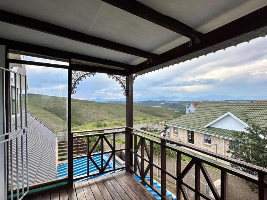 4 Bedroom Property for Sale in Hartenbos Heuwels Western Cape